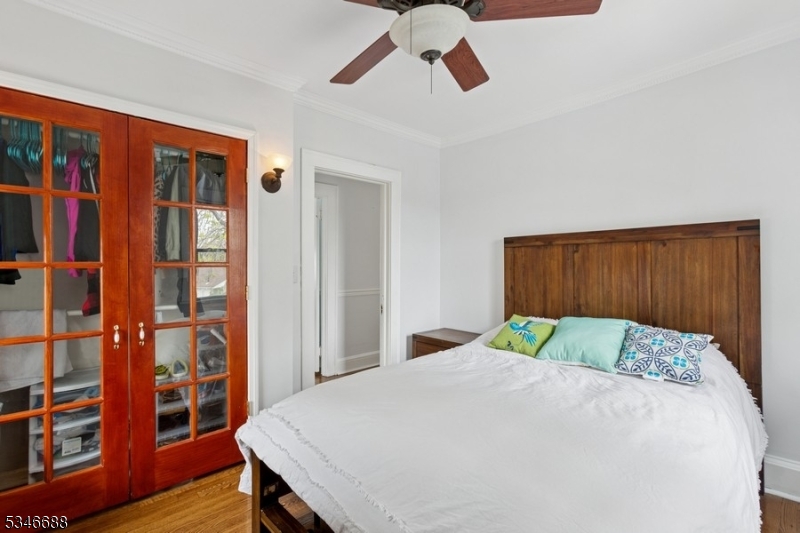 Linden City, New Jersey 07036, United States, 3 Bedrooms Bedrooms, ,2 BathroomsBathrooms,Residential,Pending,113926