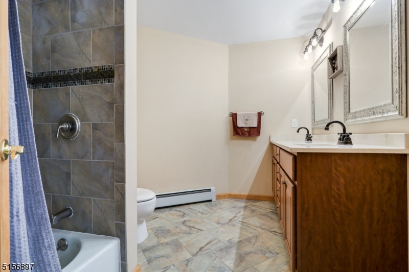 Oak Ridge - Residential