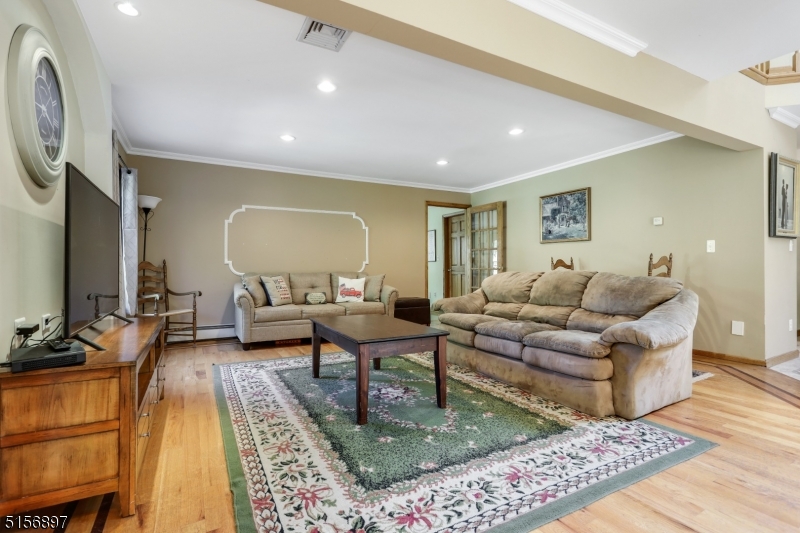 Oak Ridge - Residential