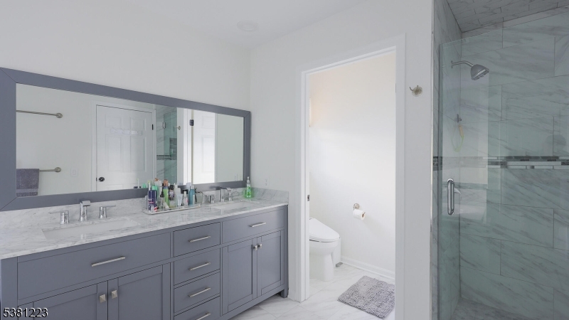 Rolling Hills - Residential