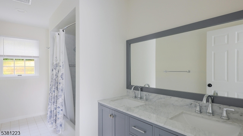 Rolling Hills - Residential