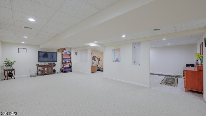 Rolling Hills - Residential