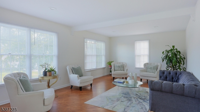 Rolling Hills - Residential