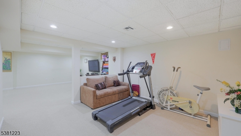 Rolling Hills - Residential