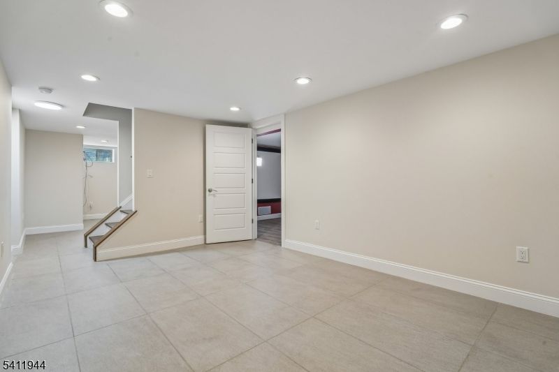 Warren Point - Residential