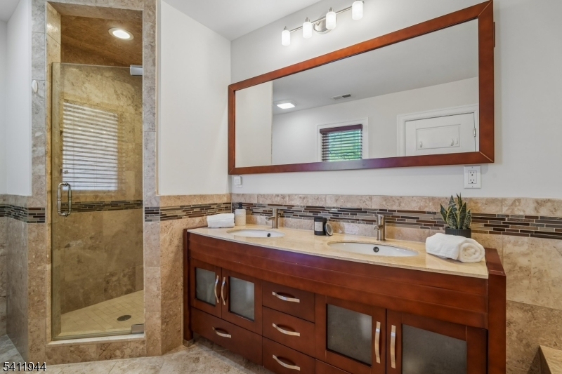 Warren Point - Residential