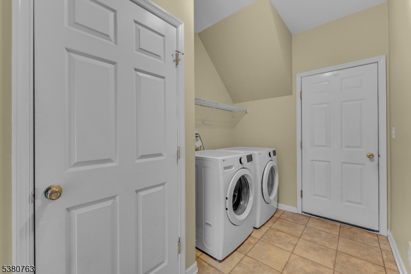 Hidden Valley - Residential