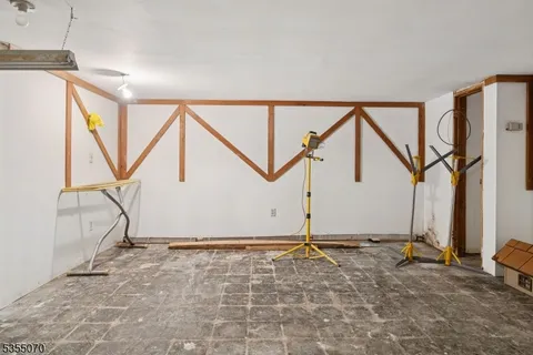 MLS: 3960595