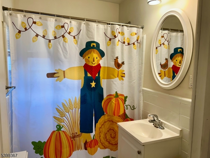 Colfax Manor - Residential Lease