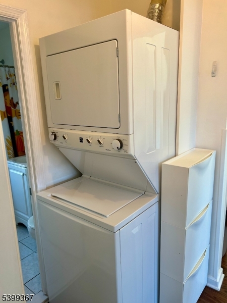 Colfax Manor - Residential Lease