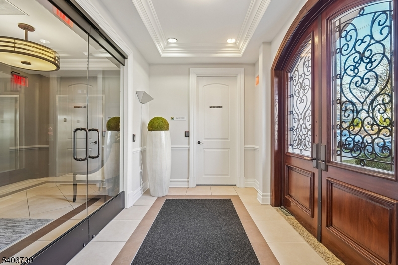 North Summit - Residential