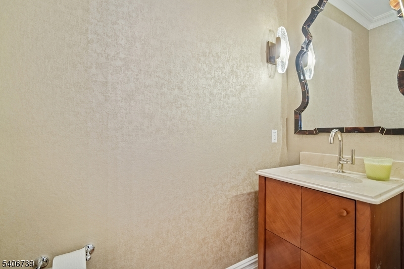 North Summit - Residential