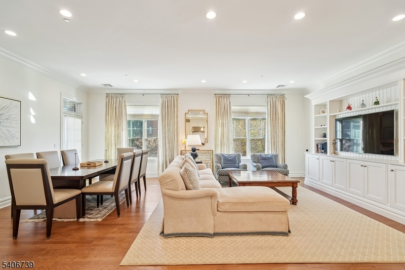 North Summit - Residential