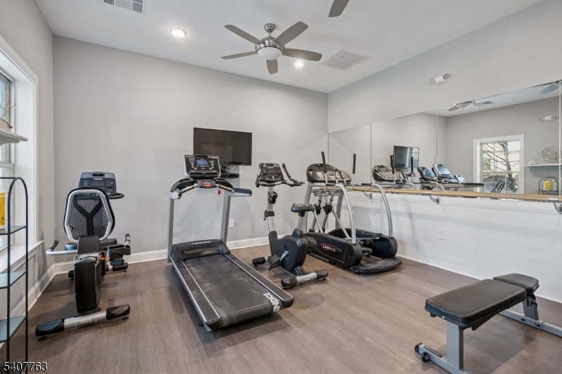 Kensington Square - Residential