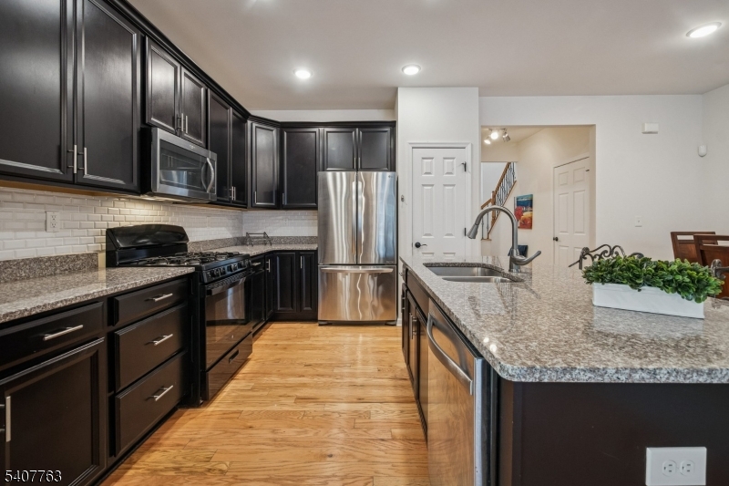 Kensington Square - Residential