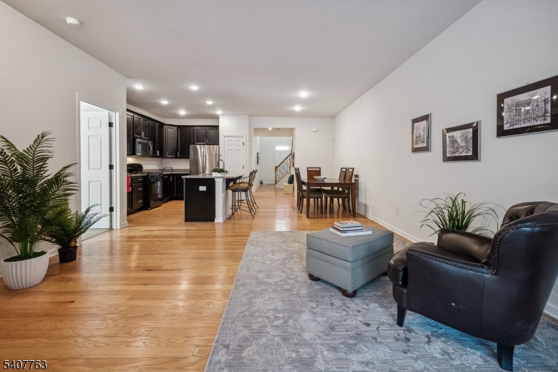 Kensington Square - Residential