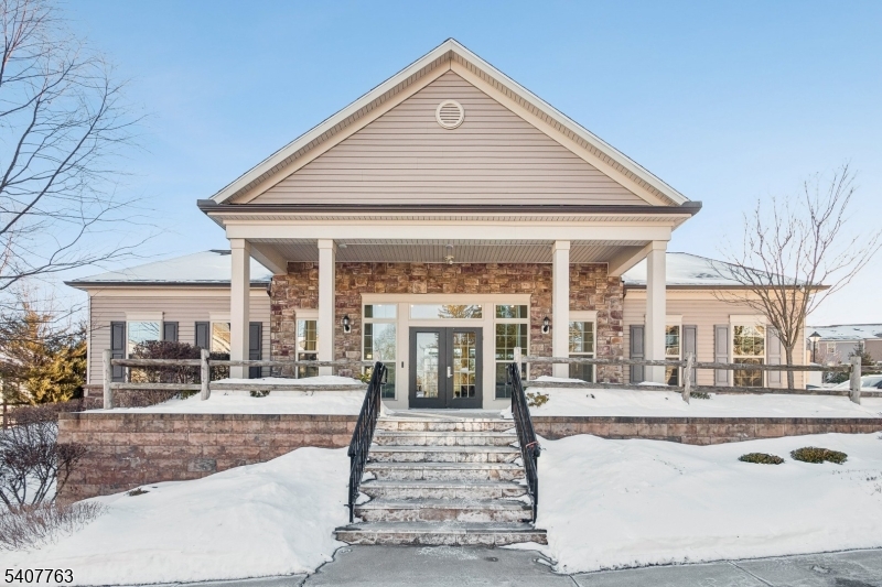 Kensington Square - Residential