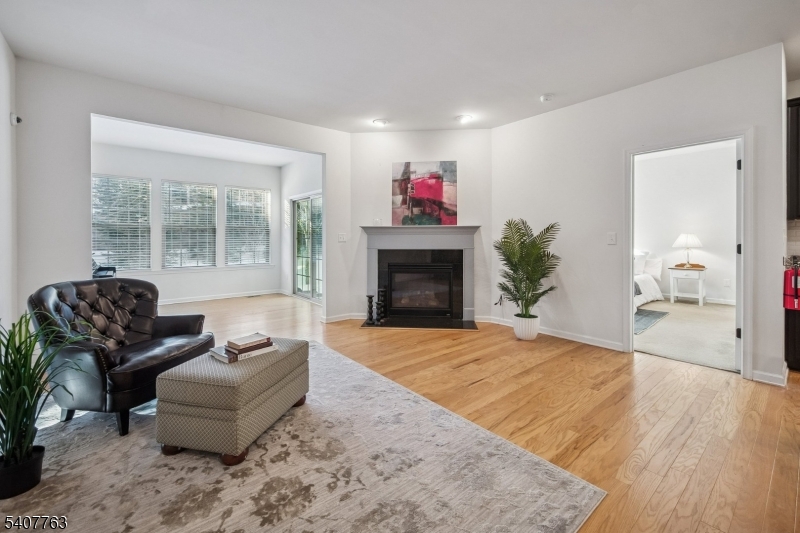 Kensington Square - Residential