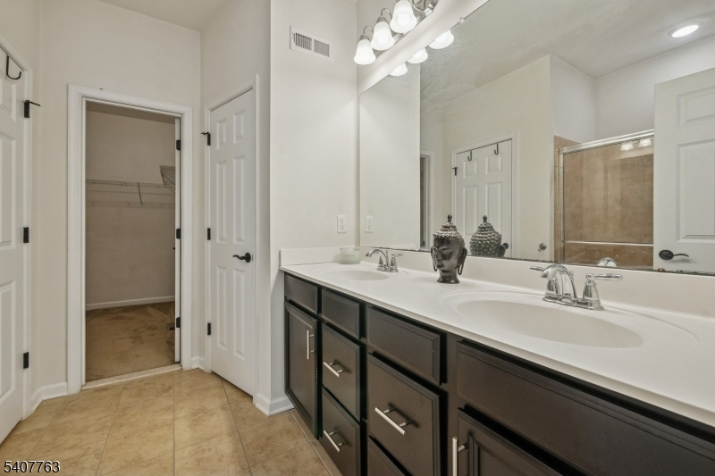 Kensington Square - Residential