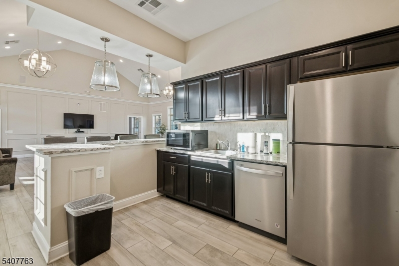 Kensington Square - Residential