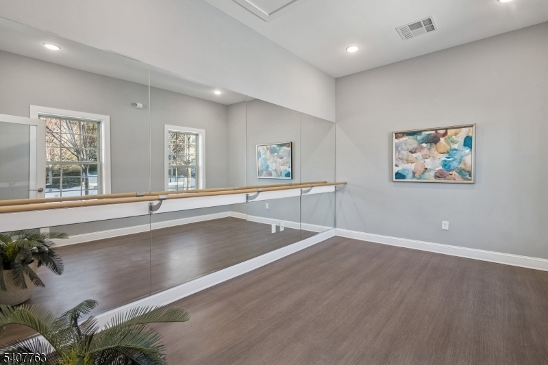 Kensington Square - Residential