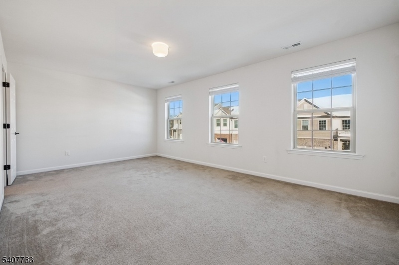 Kensington Square - Residential