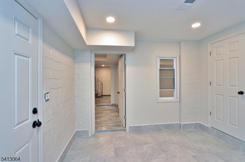 Nolans Point - Residential Lease