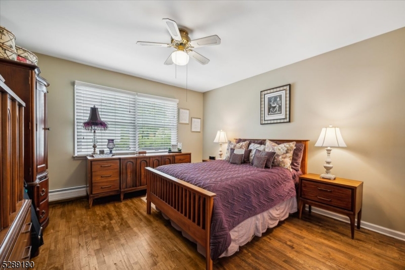 Back Oak Estates - Residential