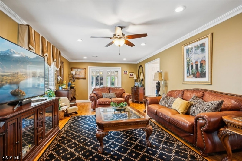 Back Oak Estates - Residential