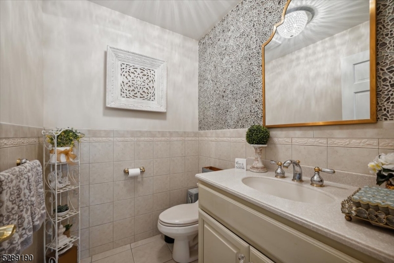 Back Oak Estates - Residential