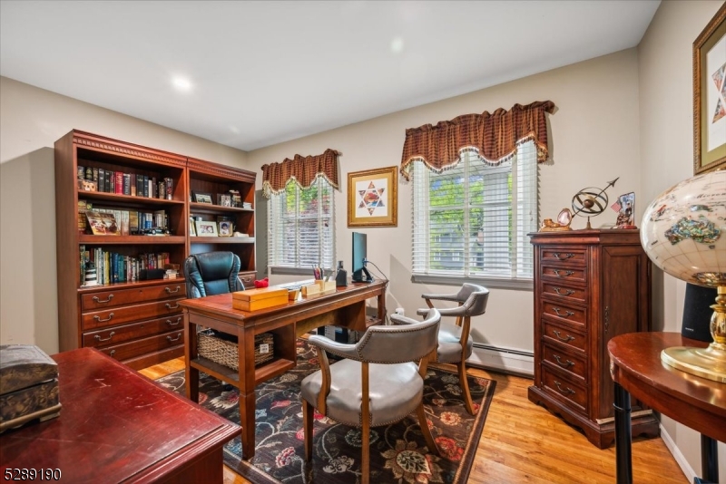 Back Oak Estates - Residential