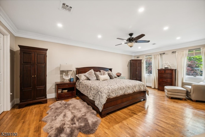 Back Oak Estates - Residential