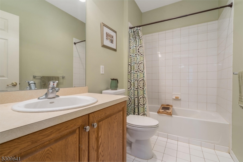Photo 13 of 25 of 7014 Brookfield Glen Dr 14 condo