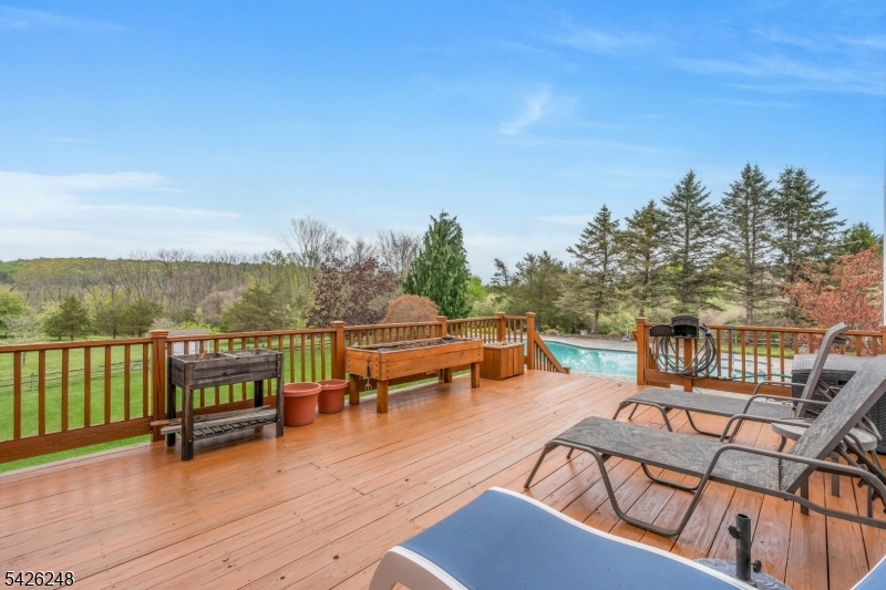 Roxiticus Valley/ Far Hills - Residential