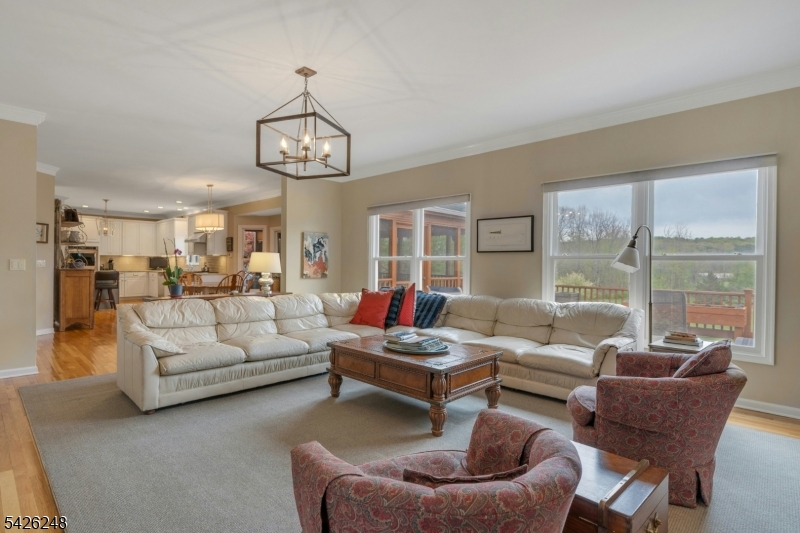Roxiticus Valley/ Far Hills - Residential