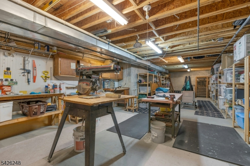 Roxiticus Valley/ Far Hills - Residential
