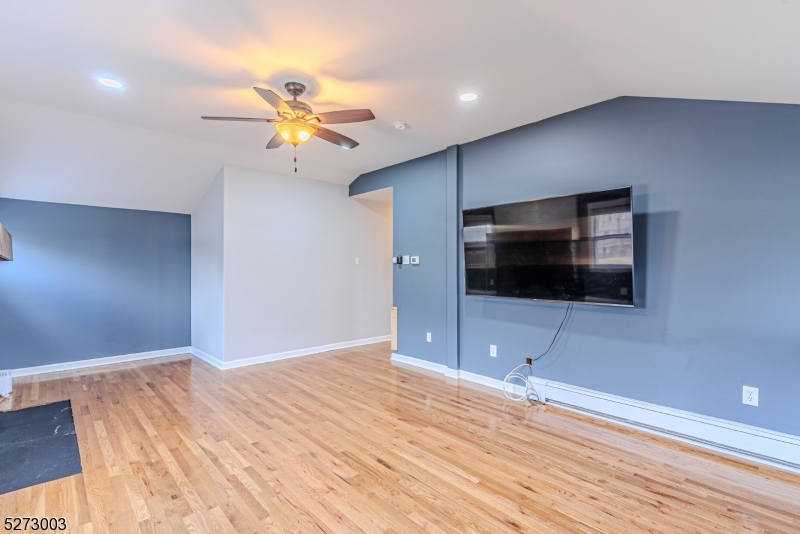 Cedar Lake - Residential Lease