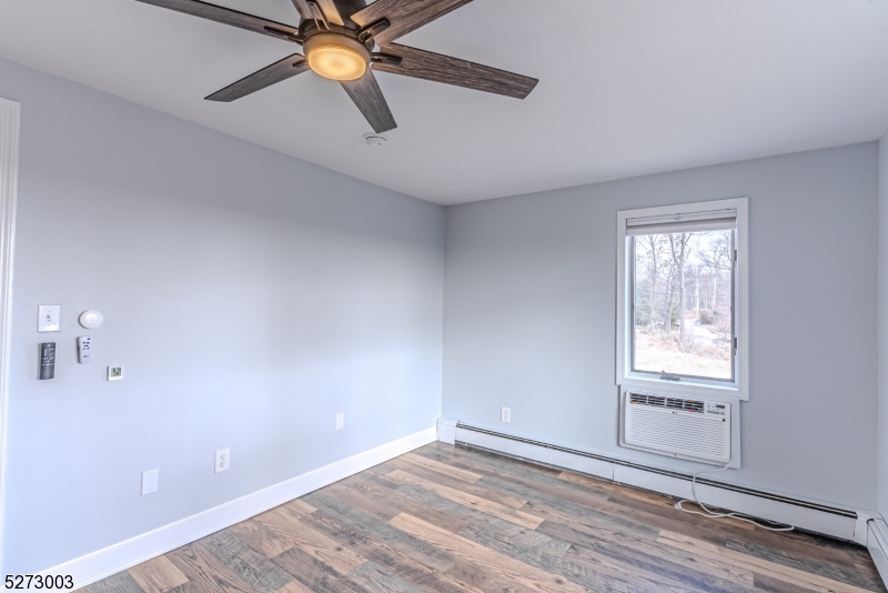 Cedar Lake - Residential Lease