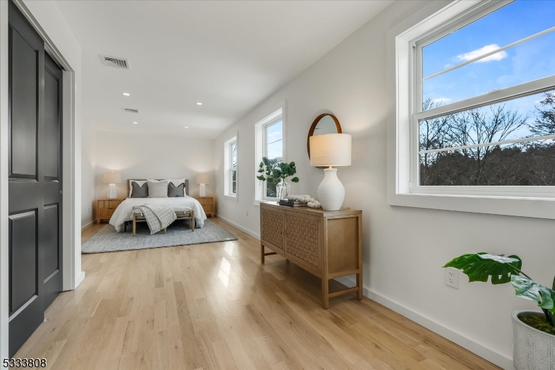 Yantacaw - Residential