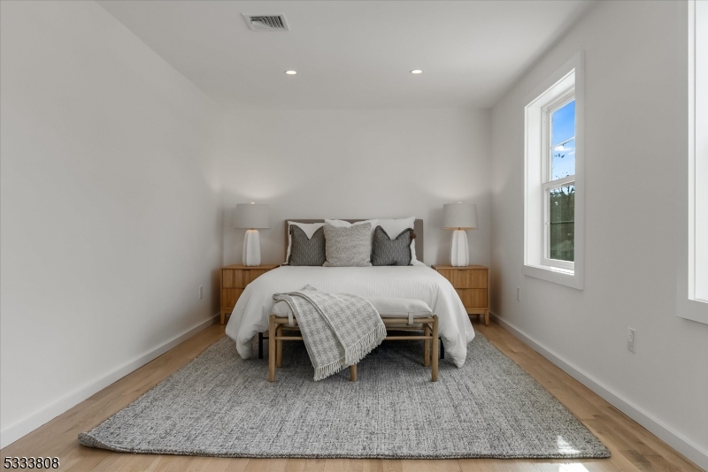 Yantacaw - Residential