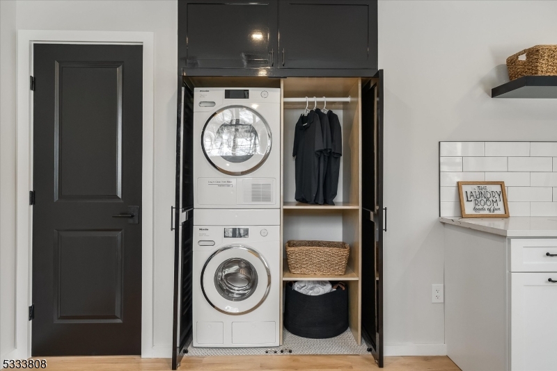 Yantacaw - Residential