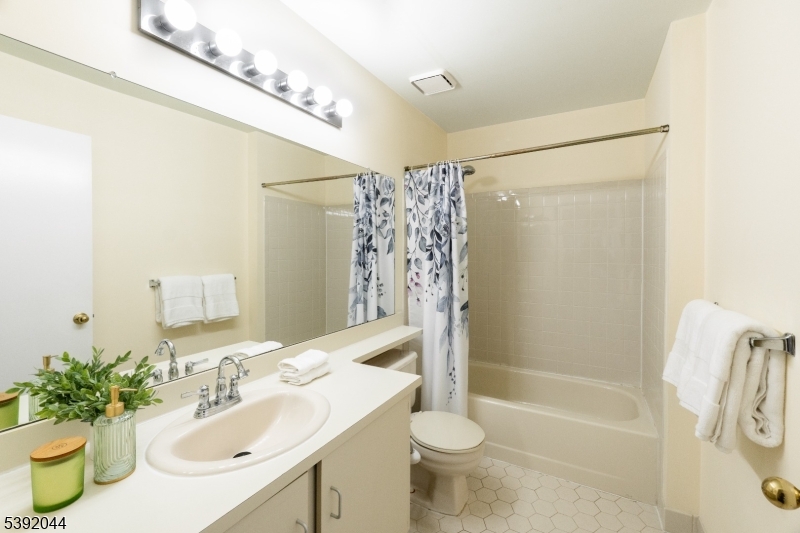 Society Hill - Residential Lease