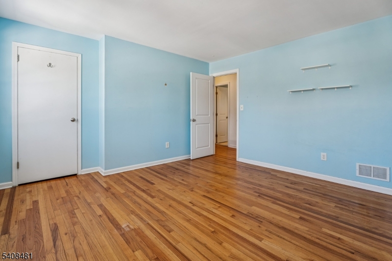 Salt Brook - Residential