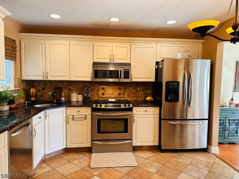 Meadows at montville - Residential