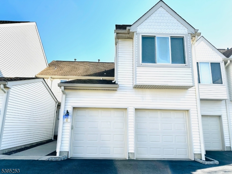 Meadows at montville - Residential