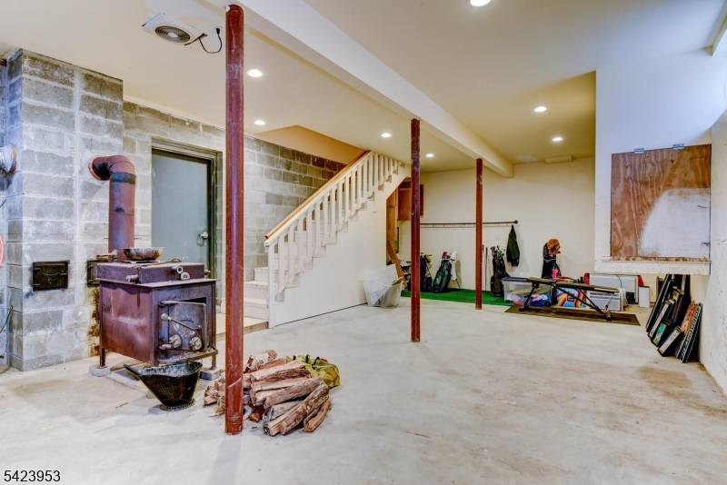 Cozy Lake - Residential