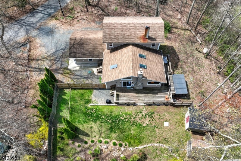 Cozy Lake - Residential