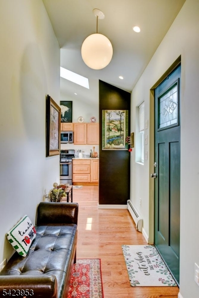 Cozy Lake - Residential