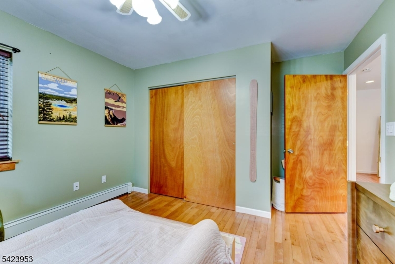 Cozy Lake - Residential