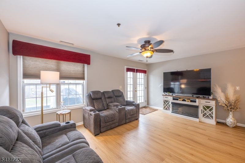 arlington Ridge - Residential